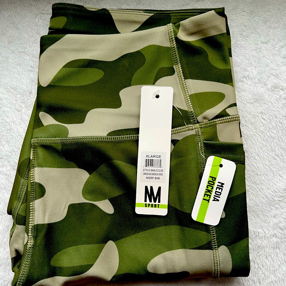 Leggings with pocket
